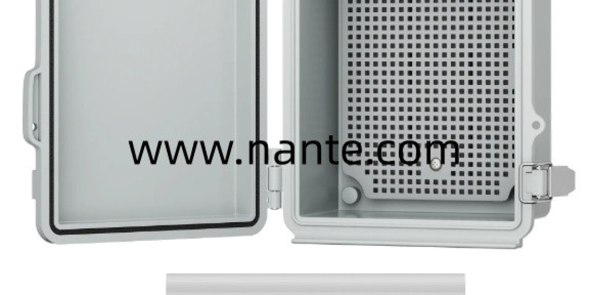 Can an Angled Panel Mounted Industrial Socket Nante Fit Your Design?
